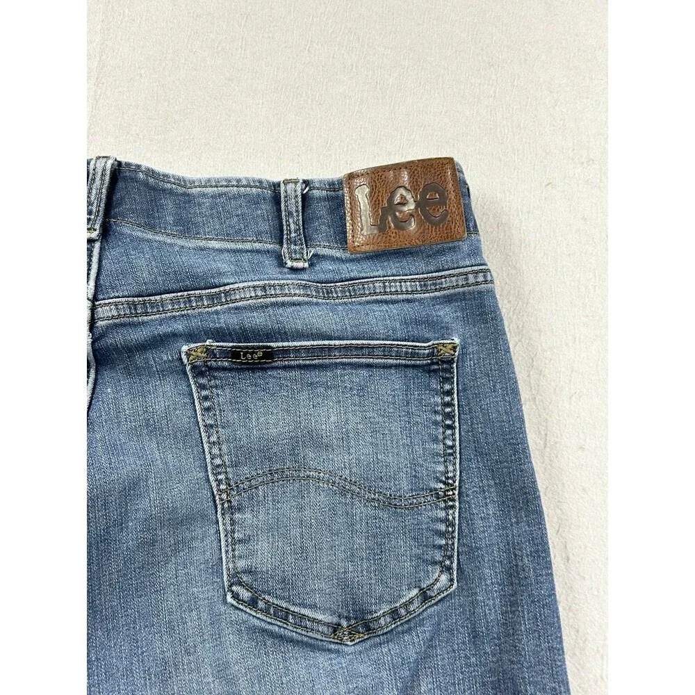 Lee Extreme Motion Mens Slim Fit Straight Leg Dark wash Jeans